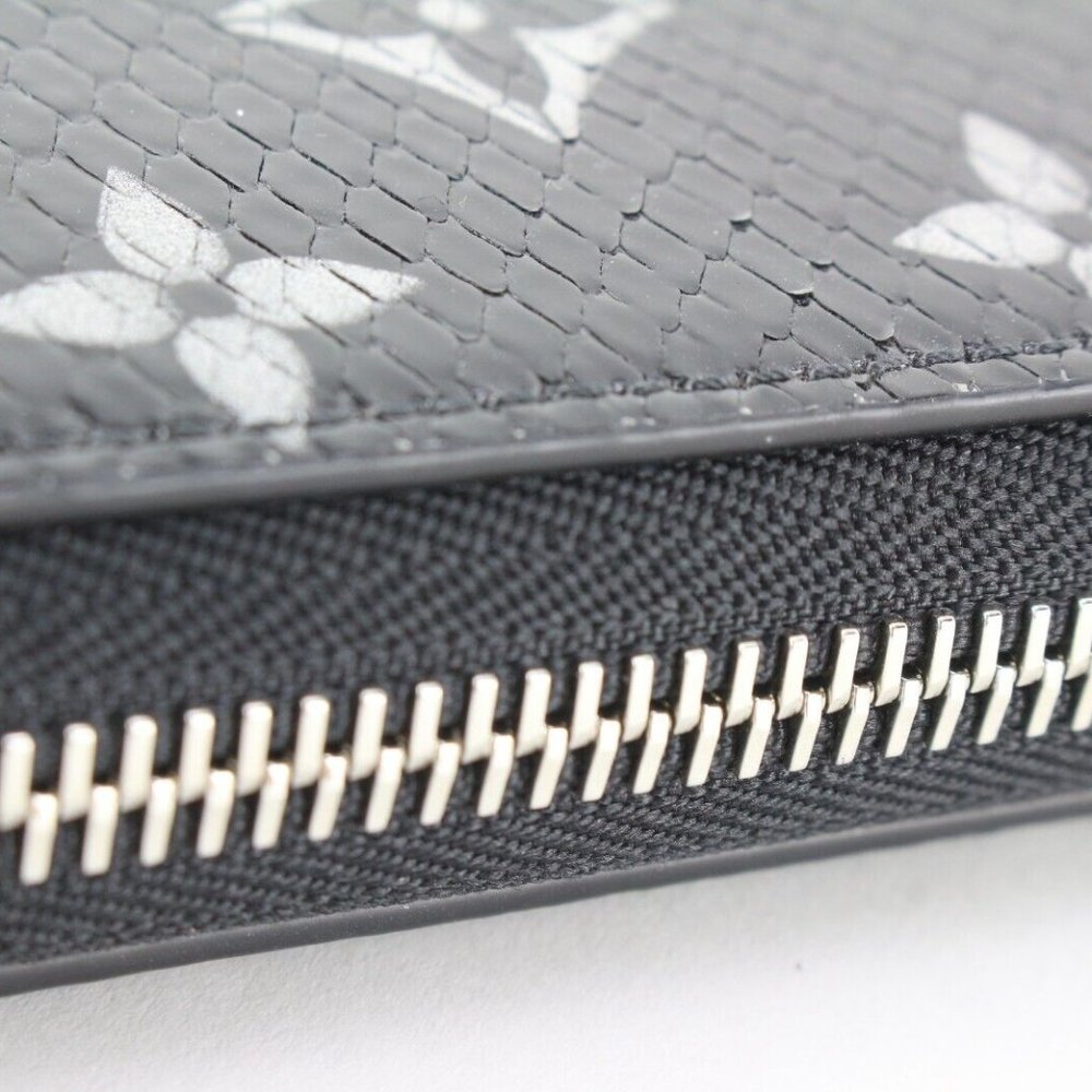 Louis Vuitton Black Monogram Python Zippy Wallet 3LK0223 - Picture 12 of 12